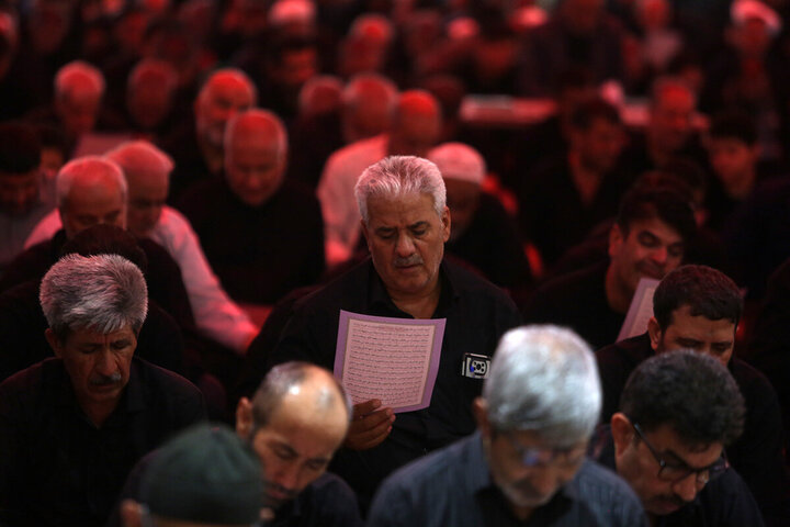 Photos: Recitation of Ziyarat al-Arbaeen at Hazrat Masoumeh Shrine