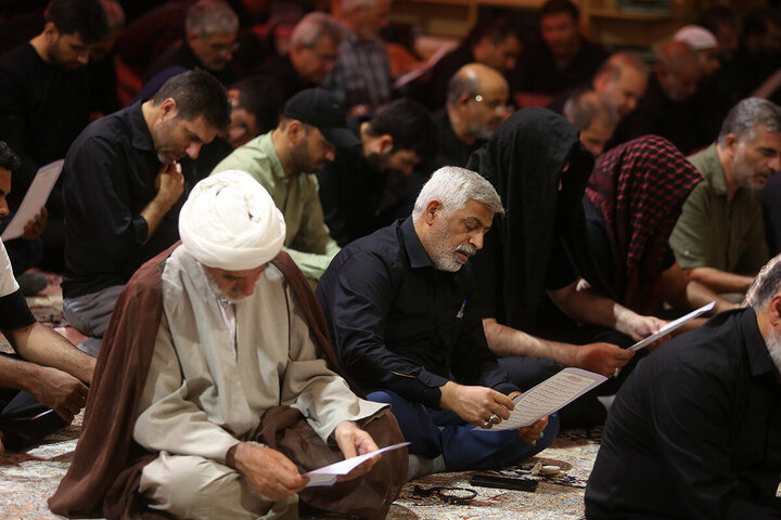 Photos: Recitation of Ziyarat al-Arbaeen at Hazrat Masoumeh Shrine