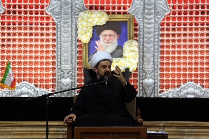 Photos: Recitation of Ziyarat al-Arbaeen at Hazrat Masoumeh Shrine