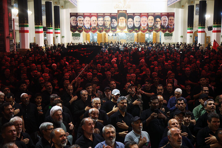 Photos: Recitation of Ziyarat al-Arbaeen at Hazrat Masoumeh Shrine