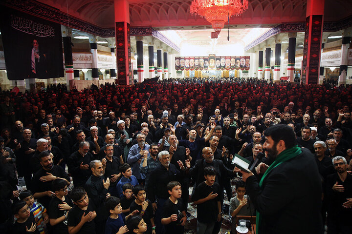 Photos: Recitation of Ziyarat al-Arbaeen at Hazrat Masoumeh Shrine