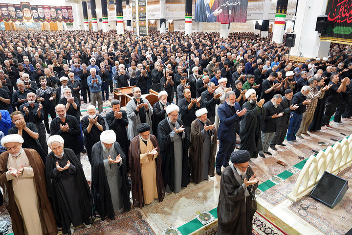 Photos: Passionate Presence of Arbaeen Mourners at Hazrat Masoumeh Shrine