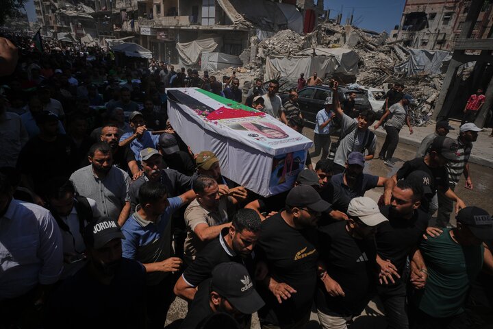 تشییع گسترده ۱۱۲ فلسطینی در غزه