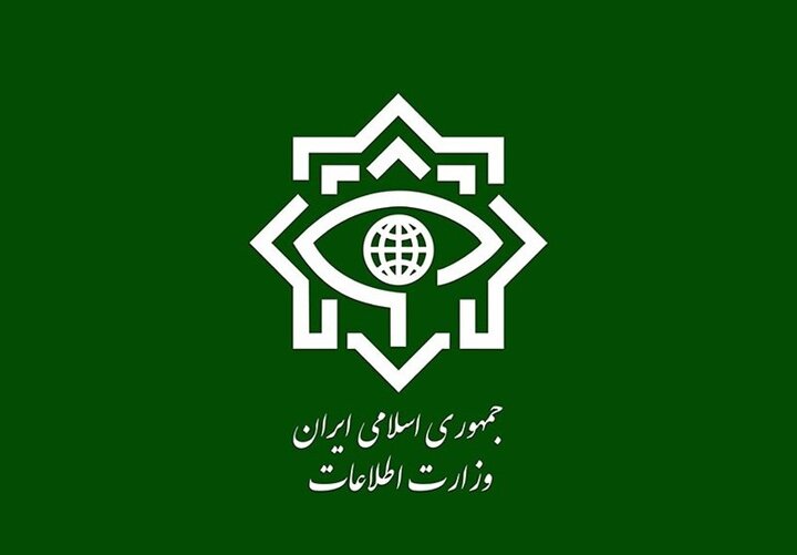 Iranian intelligence ministry praises journalists for narration of Iran's fight during war