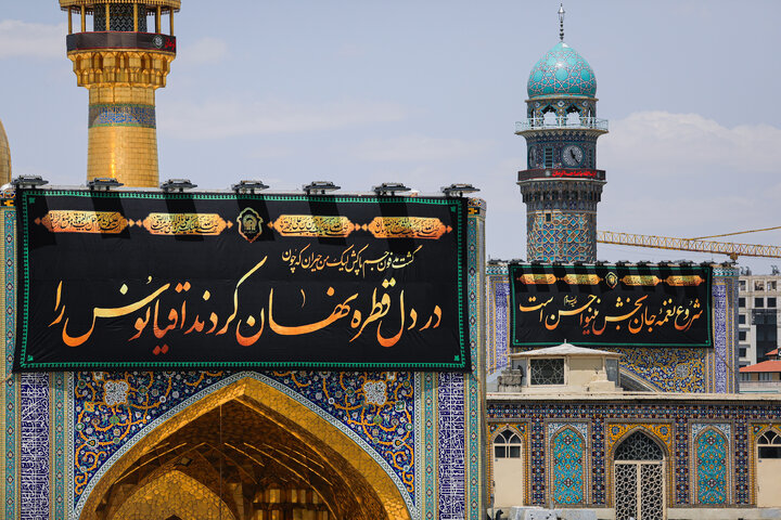 Photos: Razavi shrine adorned with black mourning inscriptions for final ten days of Safar