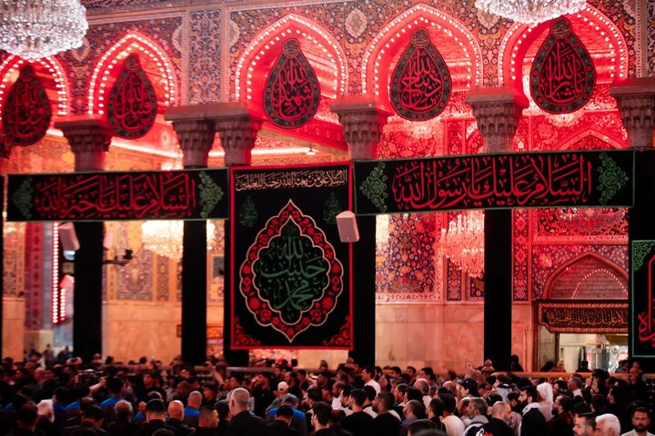 عکس خبری/ حرم مطهر امام حسین(ع) به مناسبت رحلت رسول(ص) سیاه‌پوش شد
