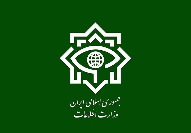 Iranian intelligence ministry praises journalists for narration of Iran's fight during war
