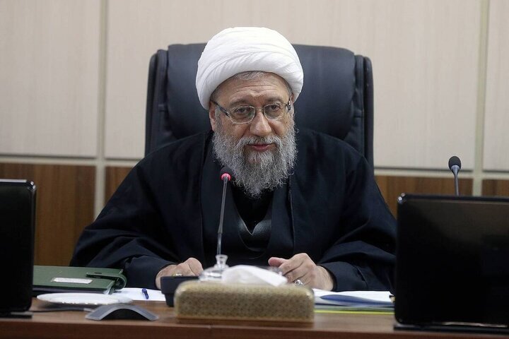 Amoli Larijani: Der Iran wird sich um keinen Preis aus der Straße von Hormus zurückziehen