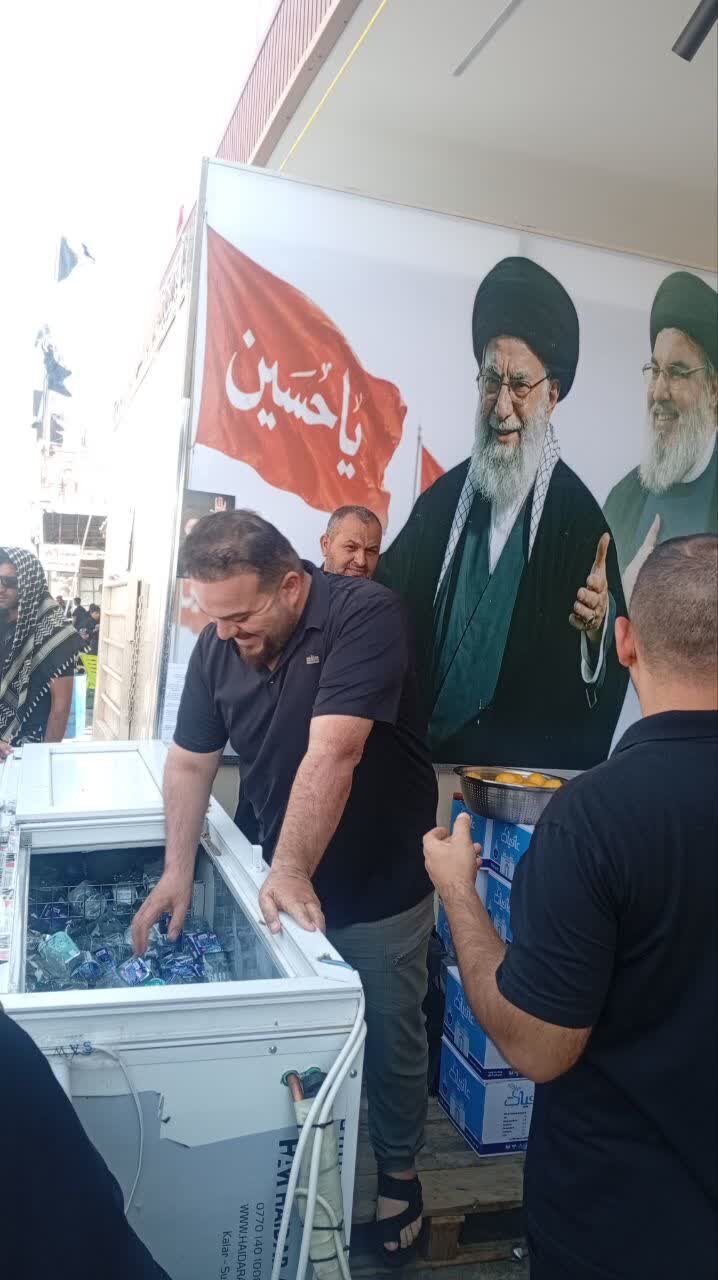 روایت تصویری «زینب مومنی» از جلوههای وفاداری زائران اربعین به ولایت