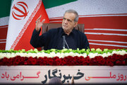 ایرانی صدر پزشکیان: افغانستان اور پاکستان نے غیر ملکی عناصر کو ایران میں داخل ہونے سے روکا
