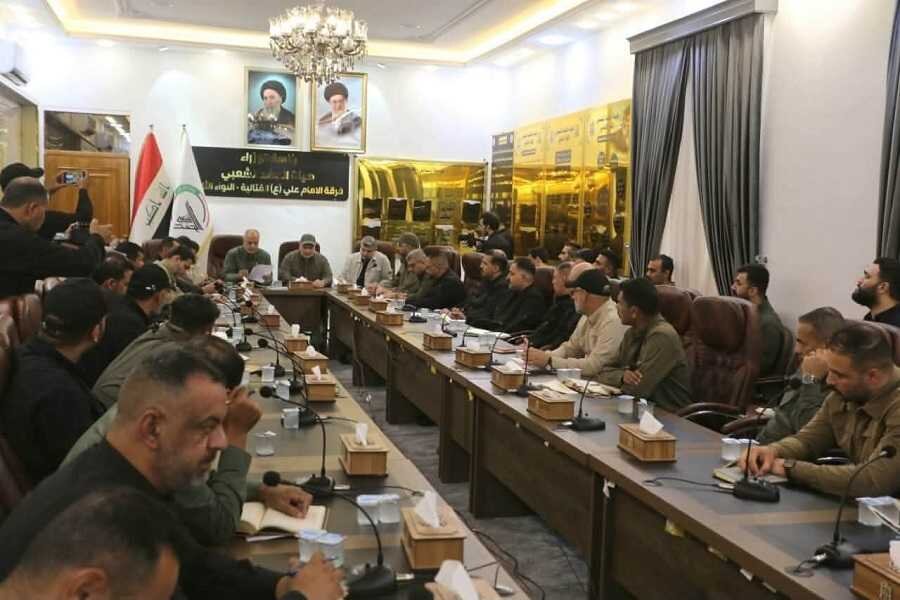 نشست امنیتی حشد الشعبی برای تأمین مراسم سالروز شهادت پیامبر(ص) در نجف + عکس