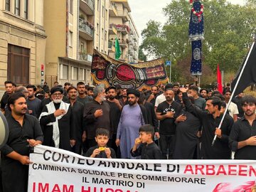 Fotos: Caminhada do Arbaeen em Novara, Itália