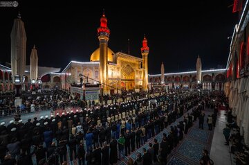 تقرير مصور/ بدء مراسم العزاء في ذكرى شهادة النبي الأكرم محمد (ص) في حرم أمير المؤمنين (ع)