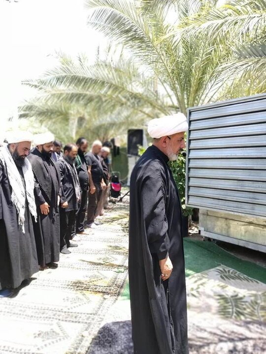 تقرير مصور/ الحوزة العلمية بالنجف الأشرف تقيم محطة قرآنية لتصحيح قراءة زوار الأربعين