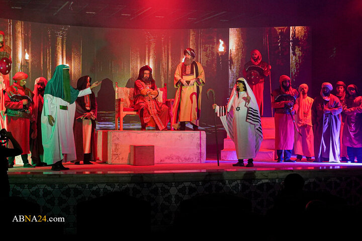 Photos: Ritual Performance "Traces of Sun; Most Familiar Stranger"