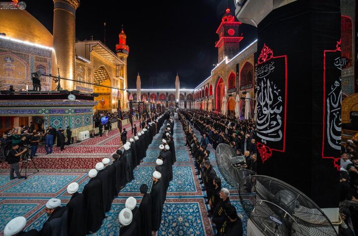 تقرير مصور/ بدء مراسم العزاء في ذكرى شهادة النبي الأكرم محمد (ص) في حرم أمير المؤمنين (ع)