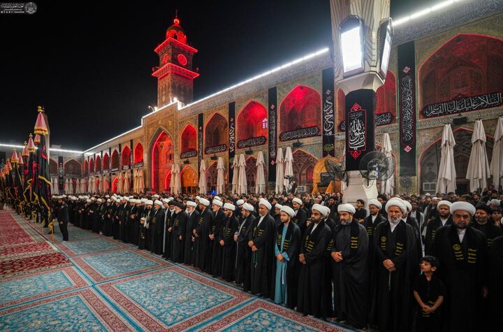 تقرير مصور/ بدء مراسم العزاء في ذكرى شهادة النبي الأكرم محمد (ص) في حرم أمير المؤمنين (ع)