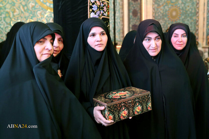 بزرگداشت رهبر شهید انقلاب و شهدای مدرسه شجره  طیبه