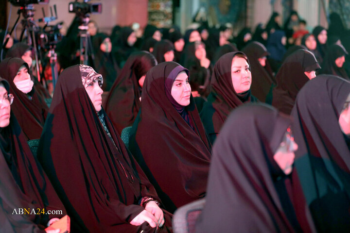 بزرگداشت رهبر شهید انقلاب و شهدای مدرسه شجره  طیبه