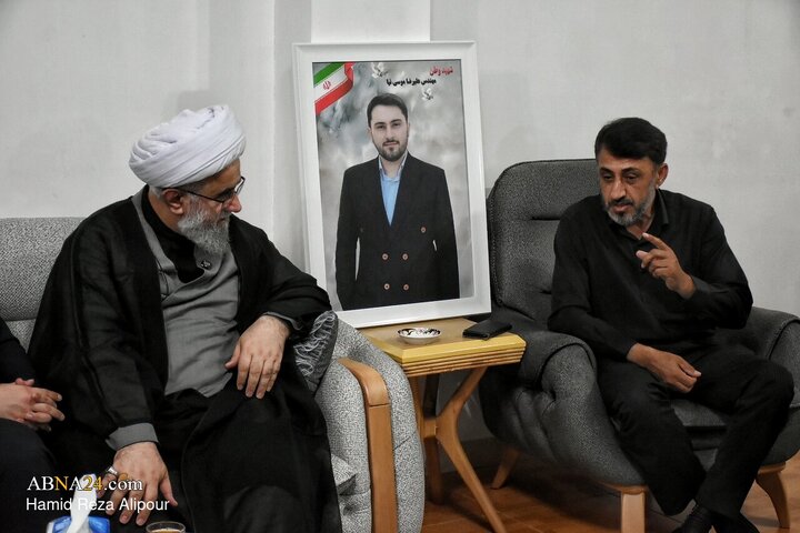 دیدار آیت‌الله رمضانی با خانواده شهید علیرضا موسی‌نیا در رضوانشهر