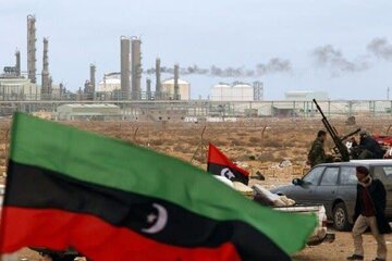 Al Jazeera: Narinig ang tunog ng matinding pagsabog sa mga bodega ng Zawiya refinery sa hilagang-kanluran ng Libya, na sanhi ng drone attack