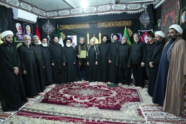 تقرير مصور/ تكريم عدد من المواكب والهيئات الحسينية المشاركة بخدمة زوار الأربعين