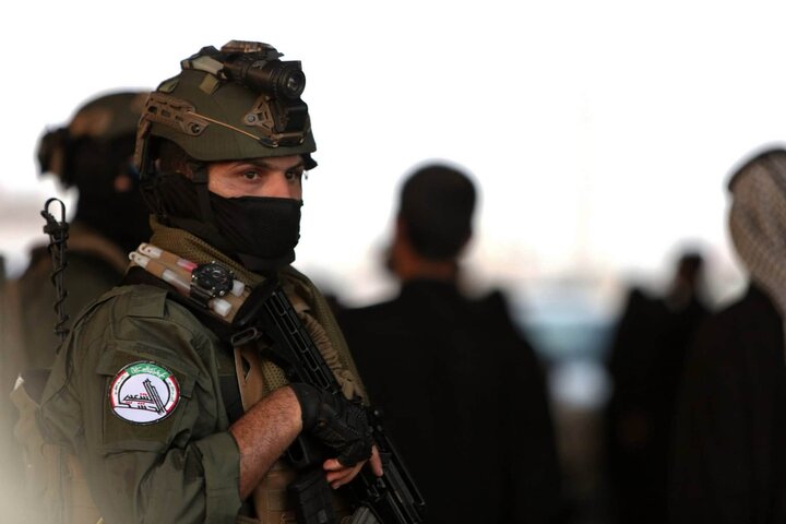 تقرير مصور/ الحشد الشعبي ينظّم حركة الزائرين لإحياء ذكرى شهادة النبي (ص) في النجف الأشرف