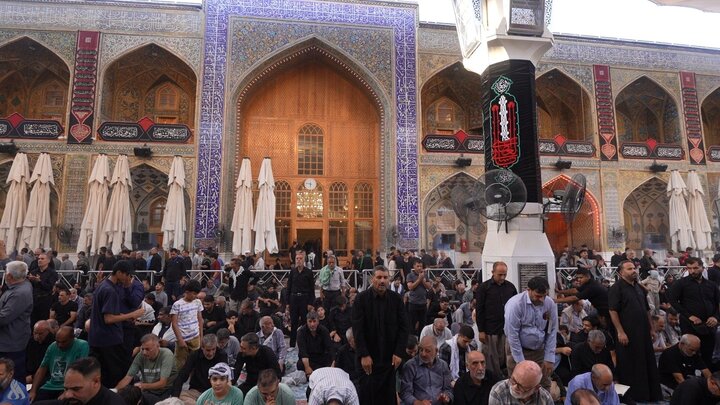 گزارش تصویری/ حال و هوای حرم امام علی(ع) در سالروز رحلت پیامبر(ص)