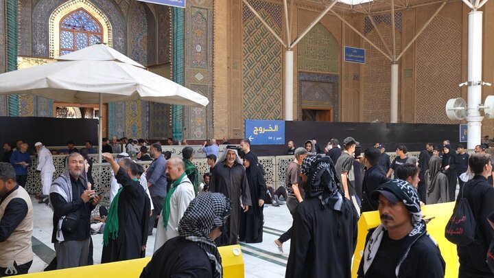 گزارش تصویری/ حال و هوای حرم امام علی(ع) در سالروز رحلت پیامبر(ص)