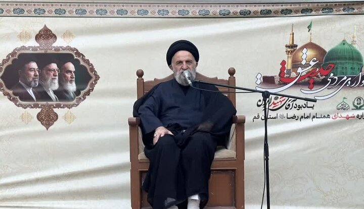 هفتمین سوگواره «حدیث عشق» با سخنرانی آیت‌الله غروی در قم برگزار شد + تصویر