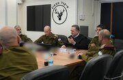 اسرائیلی وزیرِ جنگ: حزب اللہ کو غیر مسلح کیے بغیر جنوبی لبنان سے انخلا نہیں ہوگا