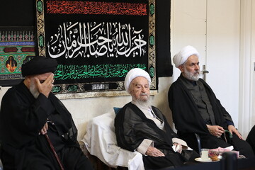 مراسم عزاداری شهادت امام رضا(ع) با حضور آیت‌الله مکارم شیرازی