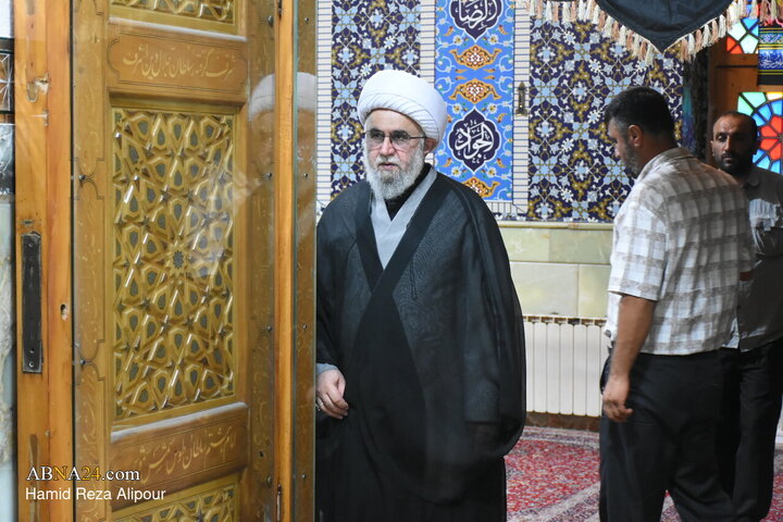 حضور آیت الله رمضانی در آستان مقدس سید جلال الدین اشرف