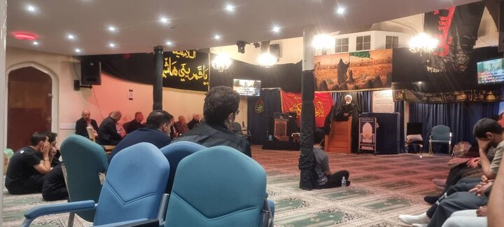 تقرير مصور/ أربعينية الإمام الحسين في مركز الإمام الخوئي في مدينة سوانسي بويلز