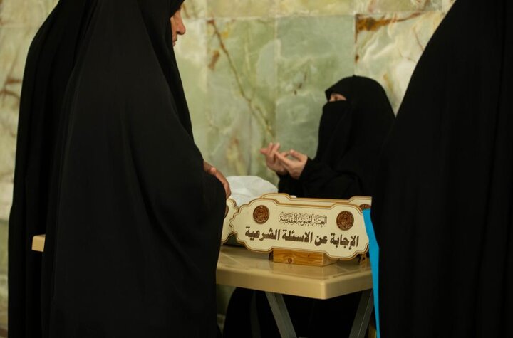 تقرير مصور/ خطة خدمية وتنظيمية خاصة بالزائرات في حرم أمير المؤمنين (ع) بذكرى وفاة النبي(ص)
