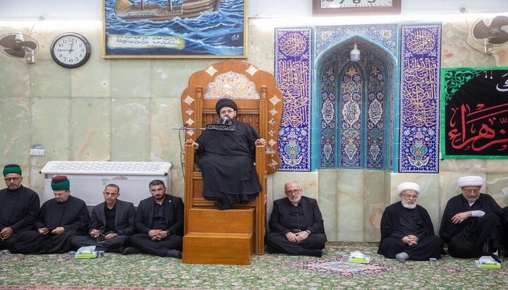 تقرير مصور/ العتبة الحسينية تقيم مجلس عزاء بذكرى استشهاد النبي (ص)