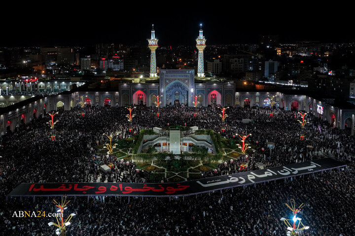 آیین خطبه‌خوانی شب شهادت امام رضا(ع) در حرم مطهر رضوی