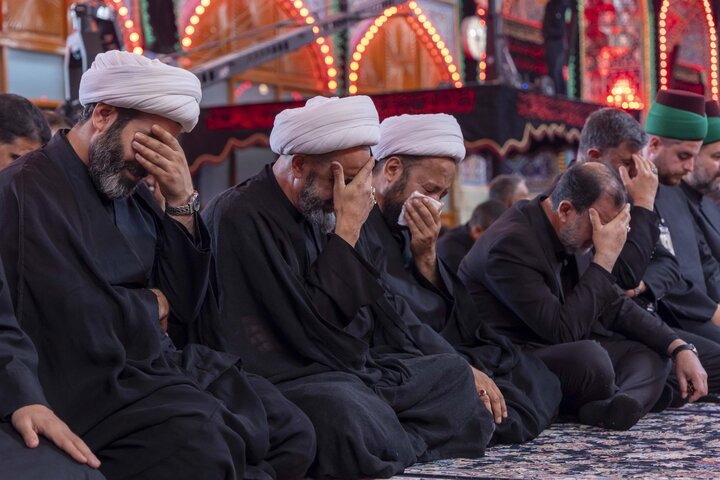 تقرير مصور/ خدمة العتبتين المقدستين بكربلاء يحيون ذكرى شهادة النبي الأكرم محمد (ص)