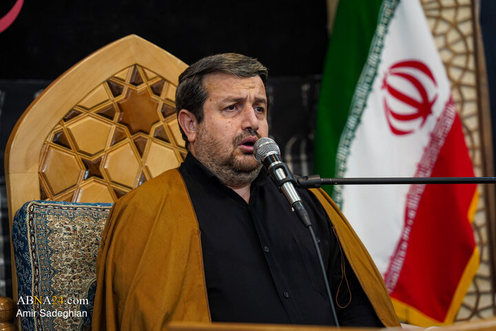مراسم عزاداری و سینه زنی روز شهادت امام هشتم در حرم حضرت شاهچراغ (ع)