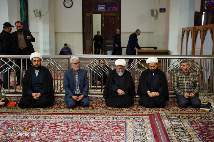 مراسم عزاداری و سینه زنی روز شهادت امام هشتم در حرم حضرت شاهچراغ (ع)