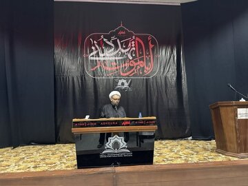 تصویری خبر||فری ٹاؤن،سیرالیون کی لبنانی انجمن میں اربعین کی سوگوارانہ تقریب