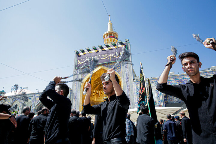 Photos: Razavi Shrine on Day of Imam Reza's Martyrdom