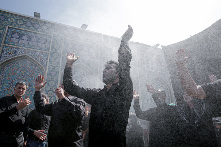 Photos: Razavi Shrine on Day of Imam Reza's Martyrdom
