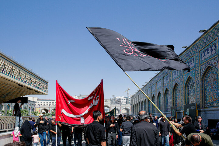 Photos: Razavi Shrine on Day of Imam Reza's Martyrdom