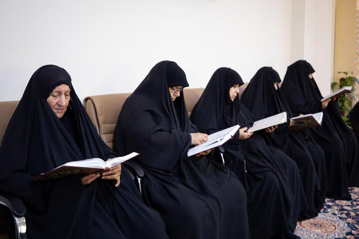 تقرير مصور/ بهدف تعزيز الوعي القرآني والديني.. استئناف البرنامج الأسبوعي للعتبة العباسية الخاص بالسيدات