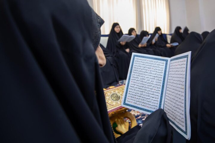 تقرير مصور/ بهدف تعزيز الوعي القرآني والديني.. استئناف البرنامج الأسبوعي للعتبة العباسية الخاص بالسيدات