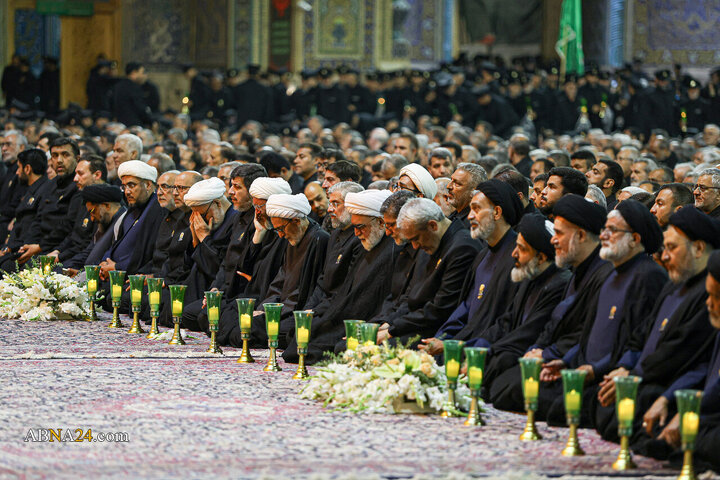 Foto / Mukaddes Rezevi Türbesinde İmam Rıza'nın (a.s) Şehadetinin Şam-ı Gariban Töreni