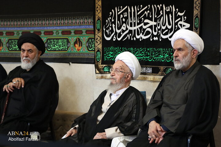 Foto / İmam Rıza (a.s) Şehadeti Vesilesiyle Ayetullah Mekârim Şirâzî’nin İştirakiyle Düzenlenen Matem Töreni