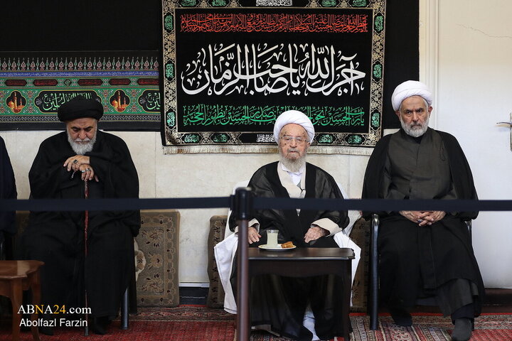 Foto / İmam Rıza (a.s) Şehadeti Vesilesiyle Ayetullah Mekârim Şirâzî’nin İştirakiyle Düzenlenen Matem Töreni