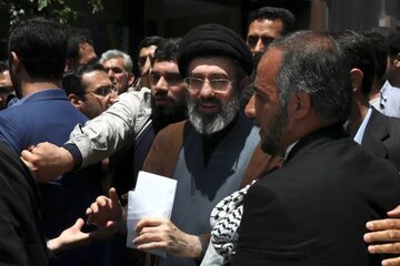 متخصّص صهيوني في الملفّ الإيراني: القيادة الإيرانية نواةٌ صلبة